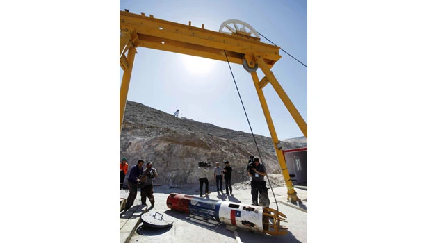 Chile miners start new lives, adjust to freedom