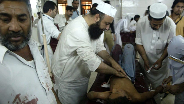 9 killed in Pakistan mosque, roadside blasts