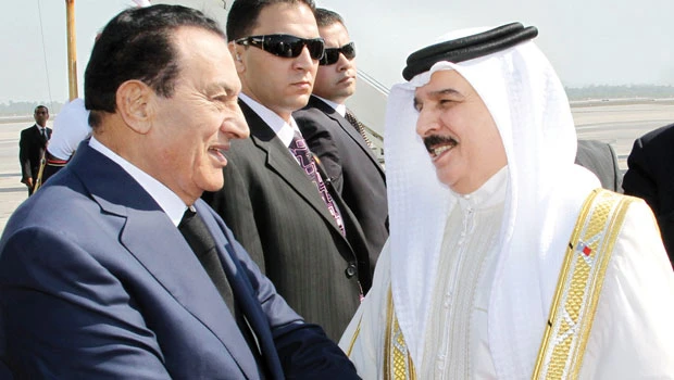 Bahrain and Egypt discuss stalled Mideast talks