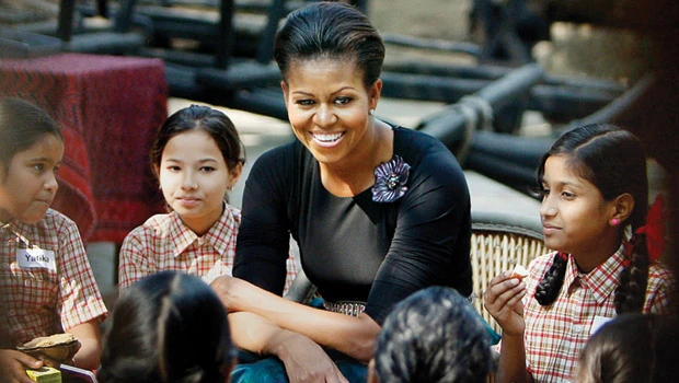 Michelle Obama joins schoolgirls on field trip