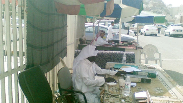 Petition writers plead for better working conditions
