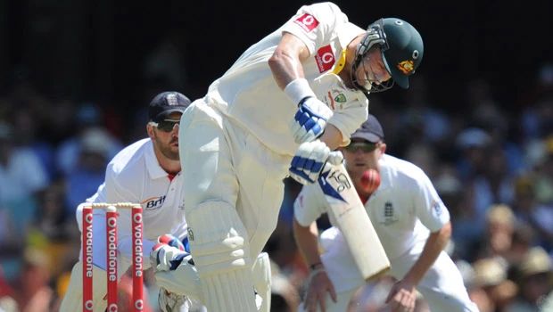 Hussey hits back after England bowlers strike