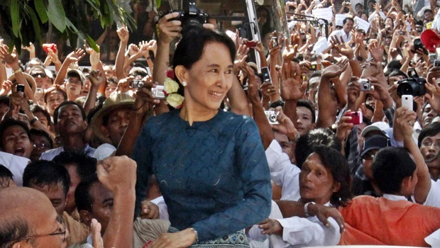 Suu Kyi urges freedom of speech in military-ruled Myanmar