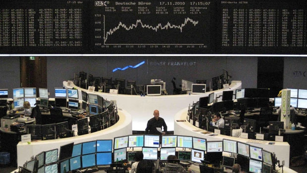 European stocks close up on hopes for crisis fix