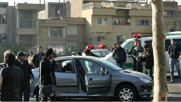 Bomb kills Iranian nuclear scientist, wounds another