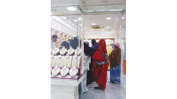 Pilgrims give gold business a boost