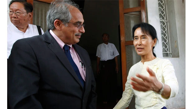 UN official meets Myanmar’s Aung San Suu Kyi