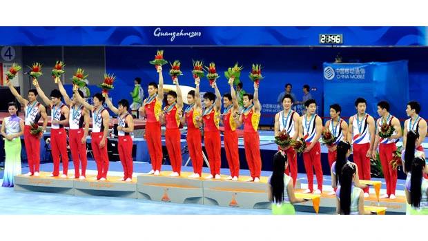 Swimmers give China 4 golds to overshadow Japan