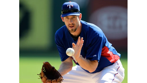 Rangers’ best pitcher, big bats fizzle vs. Giants