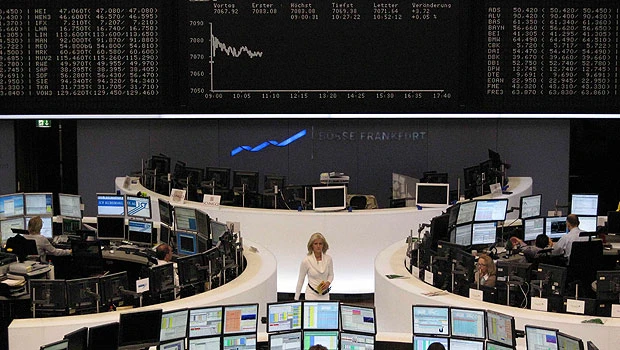 Arab stocks rally on global market gains, surging oil prices