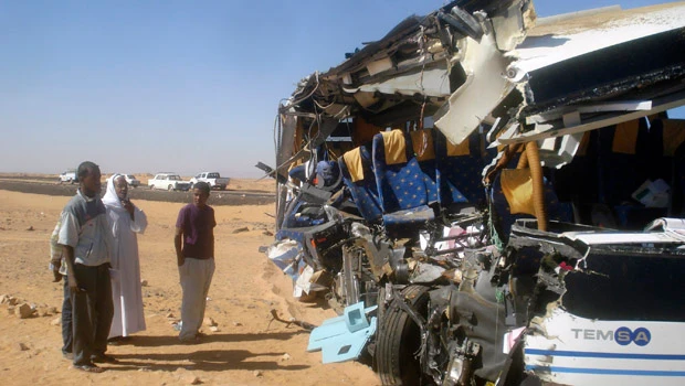 Eight American tourists killed in Egypt bus crash