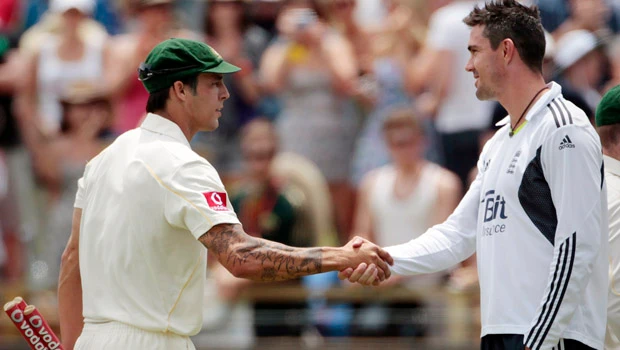 Australia trounce England to square Ashes