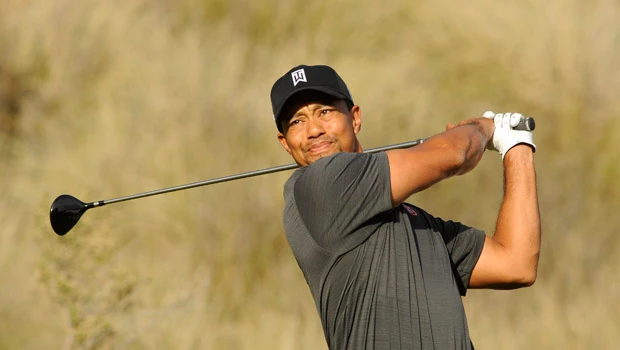 Woods extends lead at Sherwood