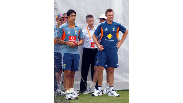 Johnson dropped by Australia for 2nd Ashes Test