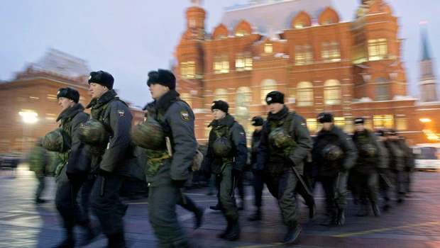 Moscow riot police deployed amid ethnic tensions
