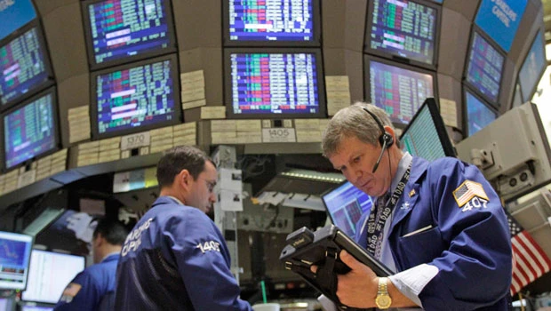 Wall St Week Ahead: Is Santa Claus rally almost done?