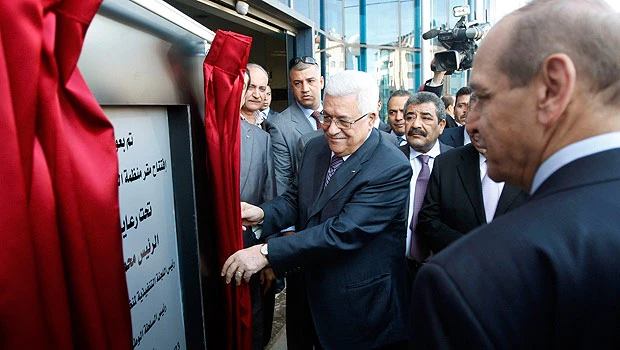Palestinians plan lobbies in West
