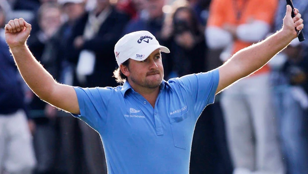 McDowell upstages Tiger in his tournament