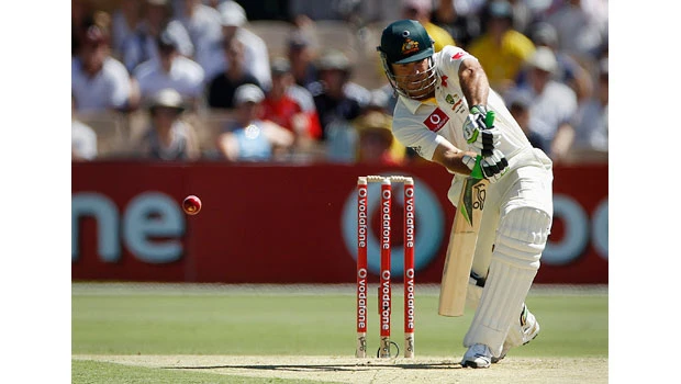 Fast-starting England dismiss Australia cheaply