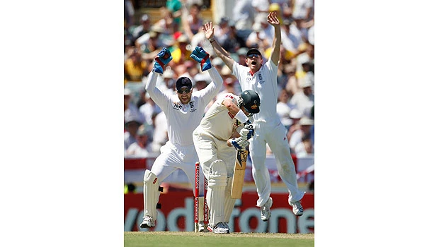 England continue Ashes domination in Perth