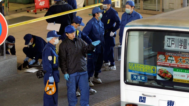 Japanese man stabs, beats bus passengers; 14 hurt