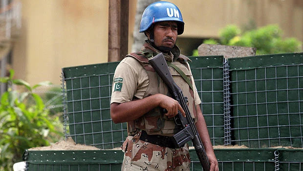 UN warns against any attack on I. Coast hotel