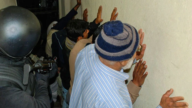 Spain arrests eight over links to Mumbai attacks
