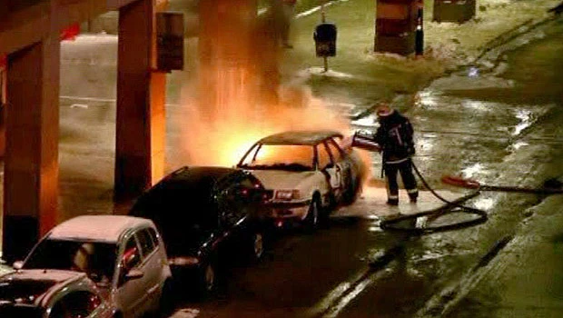 Explosions kill 1, injure 2 in central Stockholm