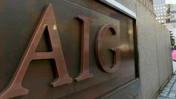 AIG recapitalization deal closes, share sale looms