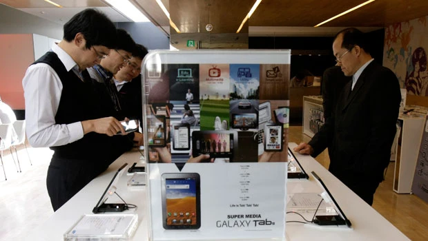 Samsung sees record 2010 sales, operating profit