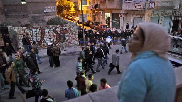 Violence fears mount; worshippers return to bombed Egyptian church