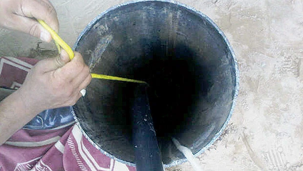 Woman who fell in well yet to be saved