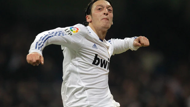 Comical Ozil goal seals derby win for Real Madrid in Cup