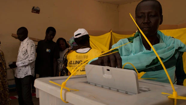Ten killed in Sudan ambush as south votes