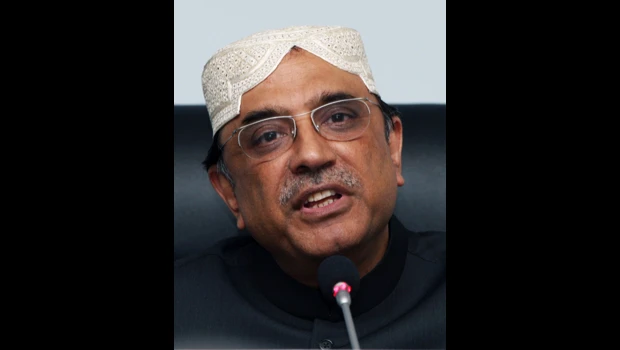 MQM quits coalition, Pakistan govt in crisis