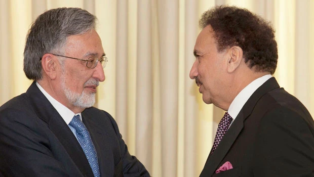 Pakistan, Afghan to form peace commission