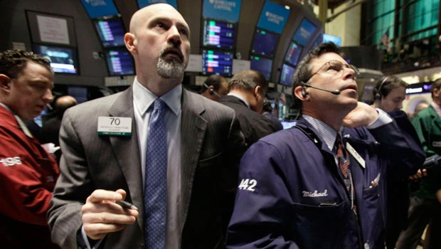 World markets sink as protests escalate in Egypt
