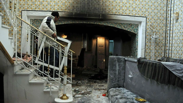 Tunisia arrests head of presidential guard, others
