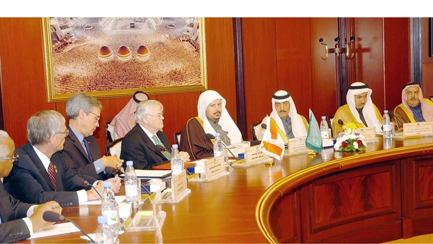 Chief of Canadian Senate addresses Shoura Council
