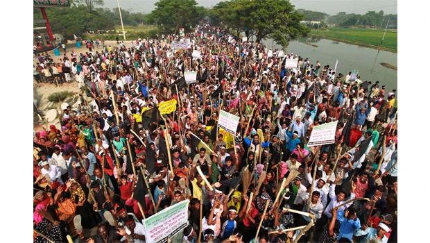 One dead, 50 hurt in Bangladesh airport protest