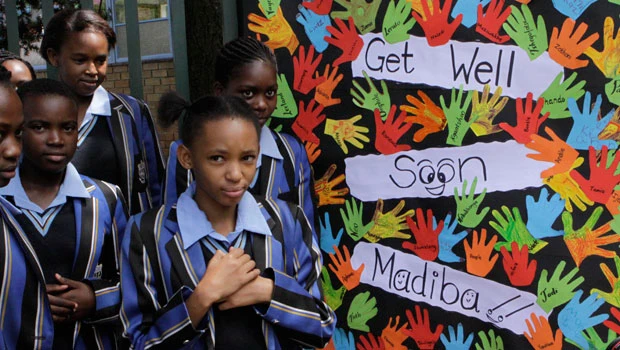 Mandela, 92, hospitalized for tests in S. Africa