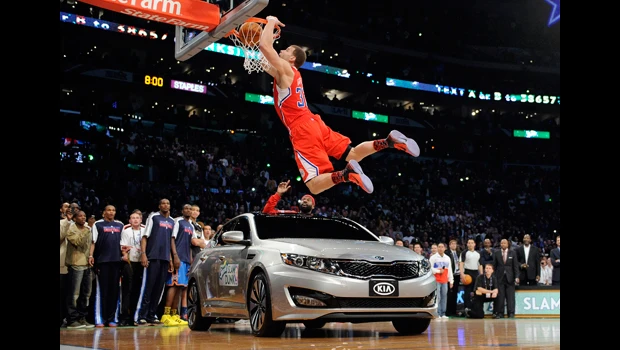 Griffin leaps car to win dunk contest