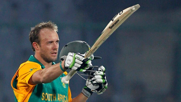 De Villiers ton leads SAfrica to easy win
