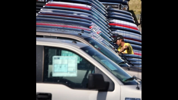 Ford to recall F-150 pickups over air bags