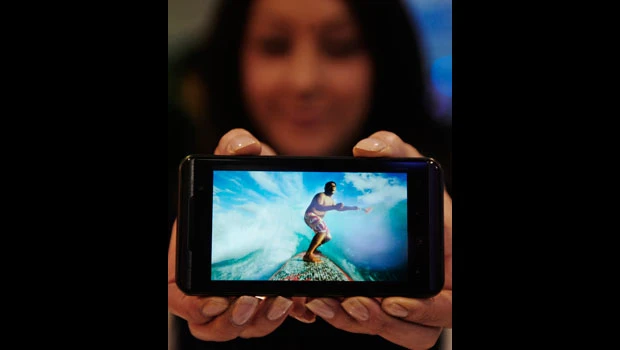 LG Electronics targets 30% rise in handset sales
