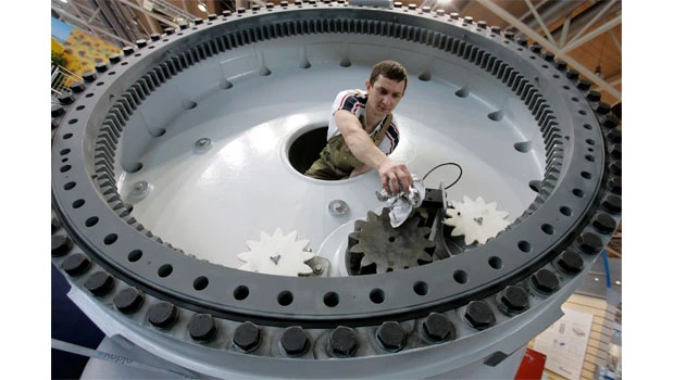 German exports rise 18.5% in 2010