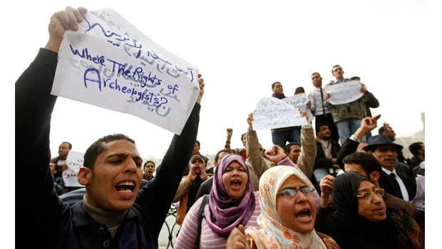 Egypt’s protests flare despite military warning