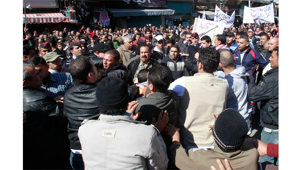 Clashes erupt in Amman, eight injured
