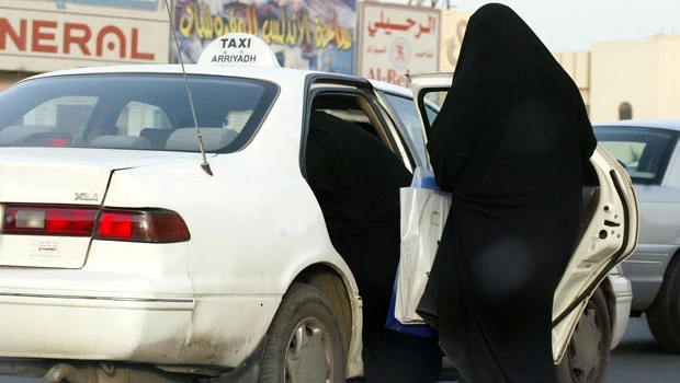 Many cabbies a security threat: Official