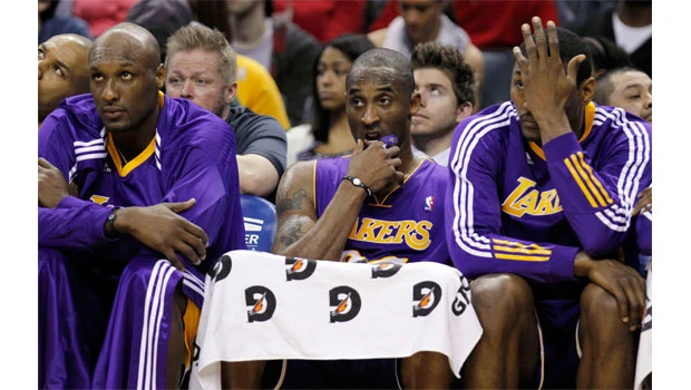 Lakers red-faced after rout by Bobcats